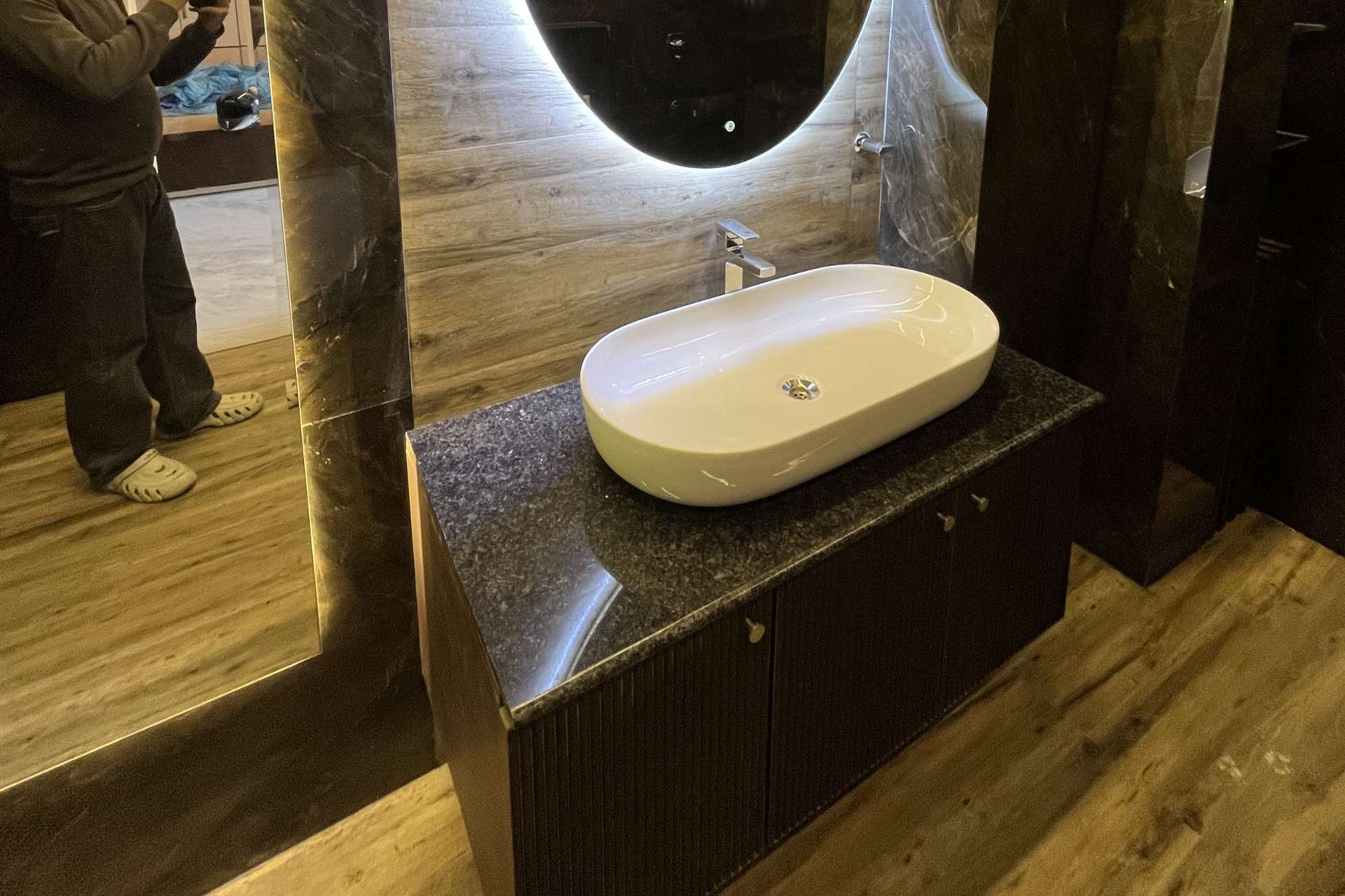 Modern bathroom interior design Noida